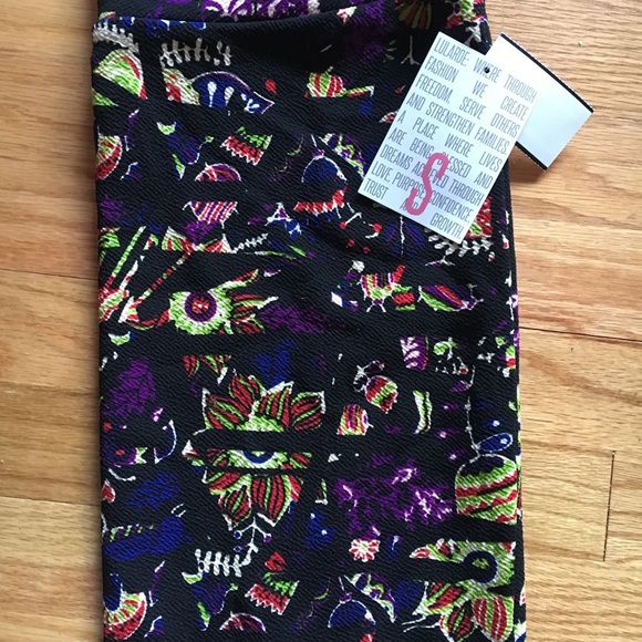 LuLaRoe Dresses & Skirts - LuLaRoe Cassie pencil skirt NWT